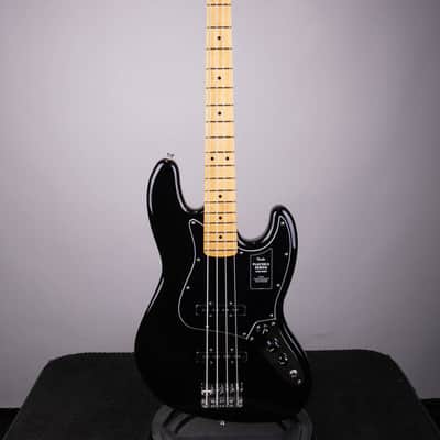 Fender Player II Jazz Bass - Black with Maple Fingerboard image 2