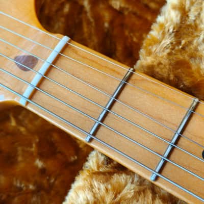 Fender Bruno Mars Signature Stratocaster 2023 - Mars Mocha image 10