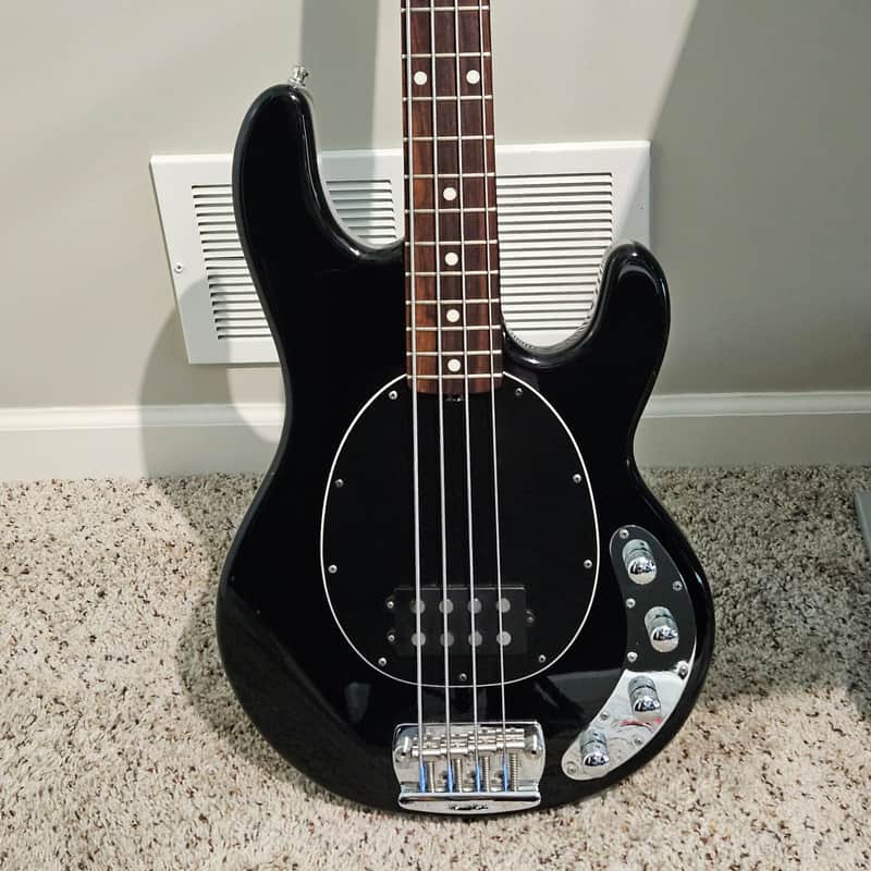 Ernie Ball Music Man Stingray