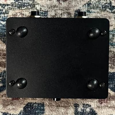 Signal Flex Electronics A-B Switch Box with box! R117 image 7