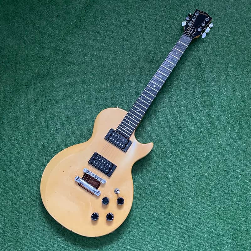 Gibson Vintage Invader