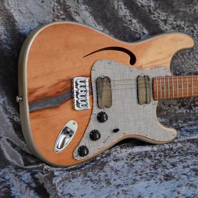 GB Liuteria Traditional Strato semi hollow european walnut relic and resin image 11