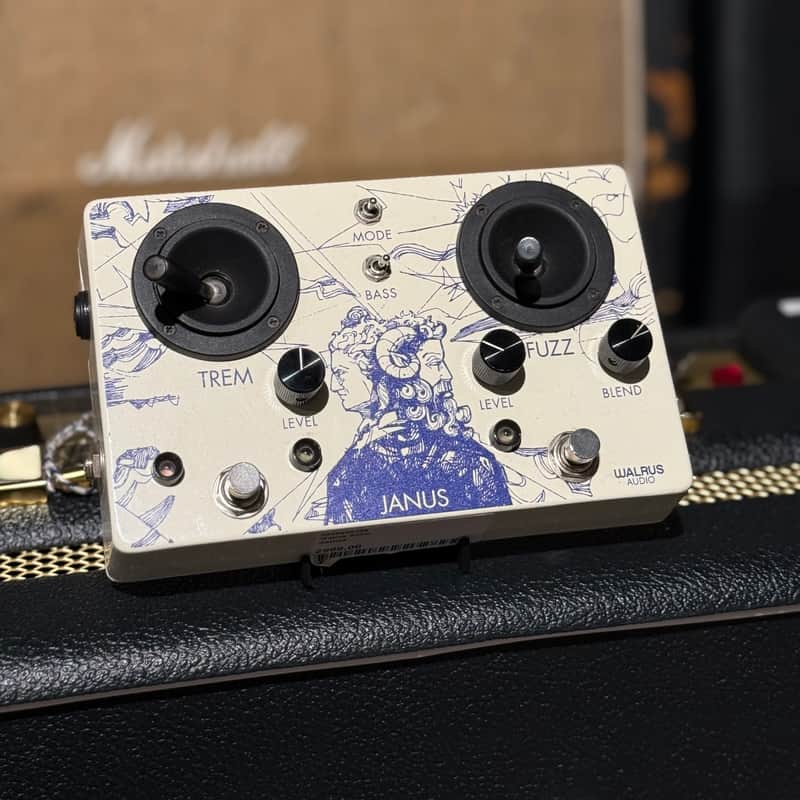 2012 – Present Walrus Audio Janus Tremolo / Fuzz White