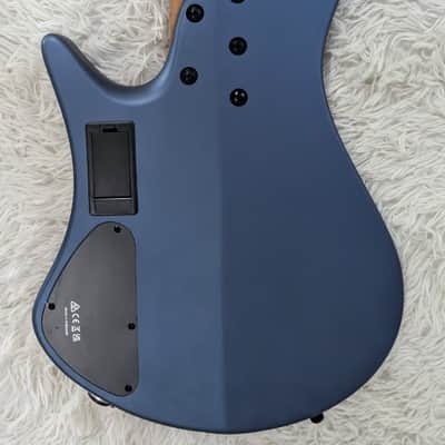 Ibanez EHB1005FAOM Headless Fretless 5-String Bass - Arctic Ocean Matte Finish image 4