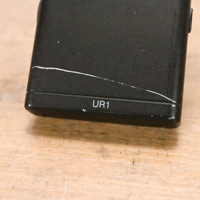 Immagine Shure UR1 Wireless Bodypack Transmitter - G1 Band: 470-530 MHz CG015BR - 4