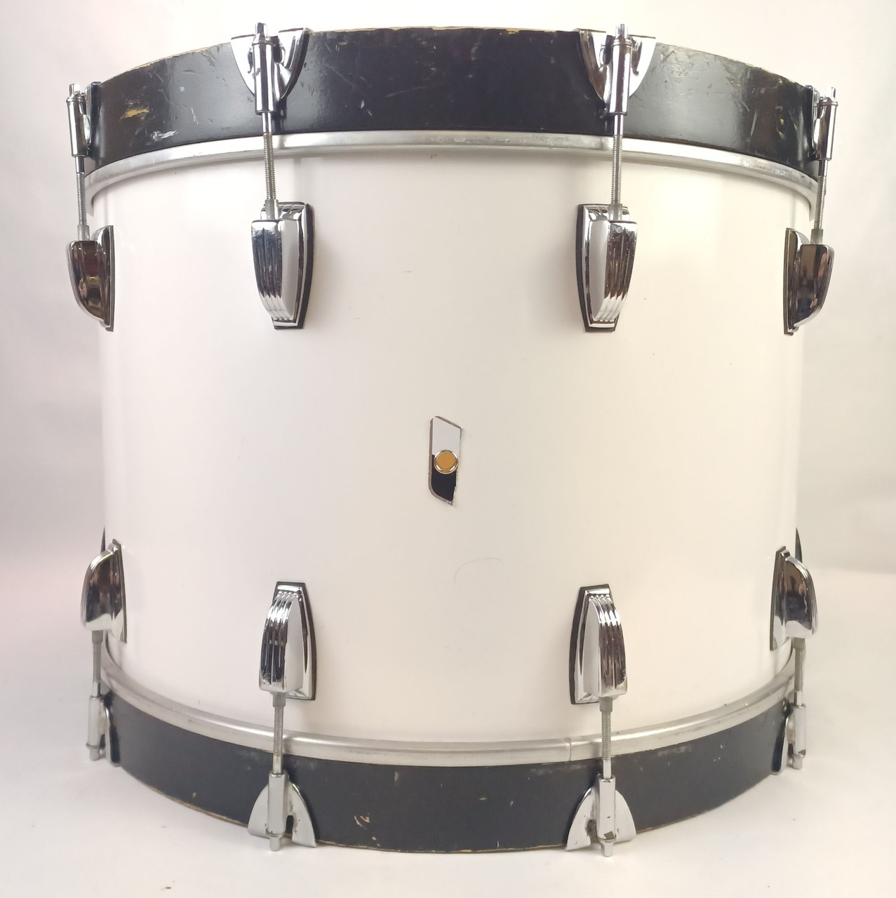 Ludwig 14x22"White Cortex 6Ply Maple Rockers Bass Drum Black/White Badge Kick US — main photograph