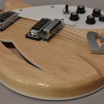 2001 Rickenbacker 360 Mapleglo Finish w/OHSC image 10