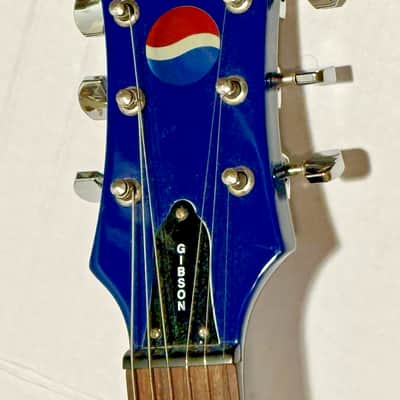 Epiphone Les Paul Pepsi 2000 Share the Joy w Gig Bag 500 Limited Run image 4