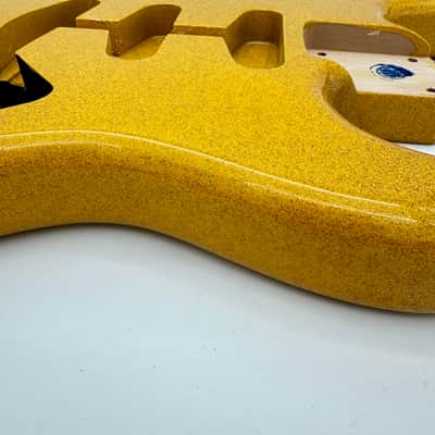 HooDoo Stratocaster Body Alder Sparkle Gold hsb6402 image 9