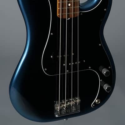 Fender American Professional II Precision Bass with Rosewood Fretboard 2020 - Dark Night image 2