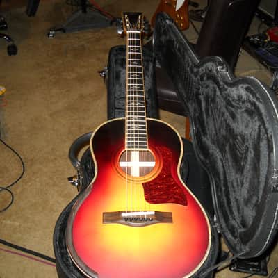 Fowlcon Guitar Company Hand Made 'Yulong Guo' Parlor Guitar "Sunburst" w/OHSC image 2