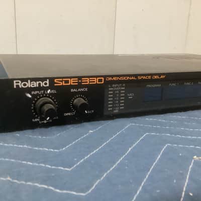 Roland SDE-330 Dimensional Space Delay 1993 - 1998 - Black image 2
