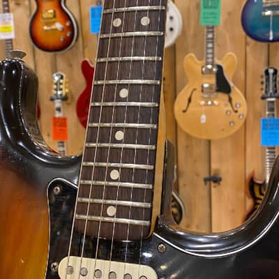Fender Stratocaster 3-Color Sunburst 1975 Ex Demo image 9