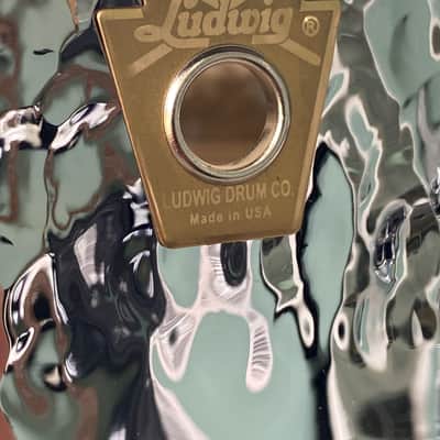 Ludwig LM402KT Hammered Supraphonic 6.5x14" 10-Lug Aluminum Snare Drum with Tube Lugs 1999 - Present - Chrome-Plated image 8