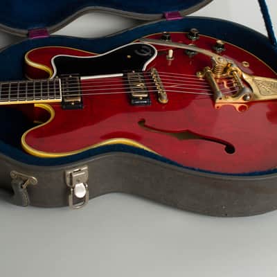 Epiphone Sheraton E212T Arch Top Semi-Hollow Body Electric Guitar (1962), ser. #91718, original grey hard shell case. image 12
