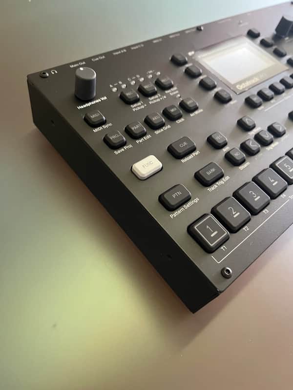 Elektron Octatrack MkII black — MINT & under WARRANTY image 1