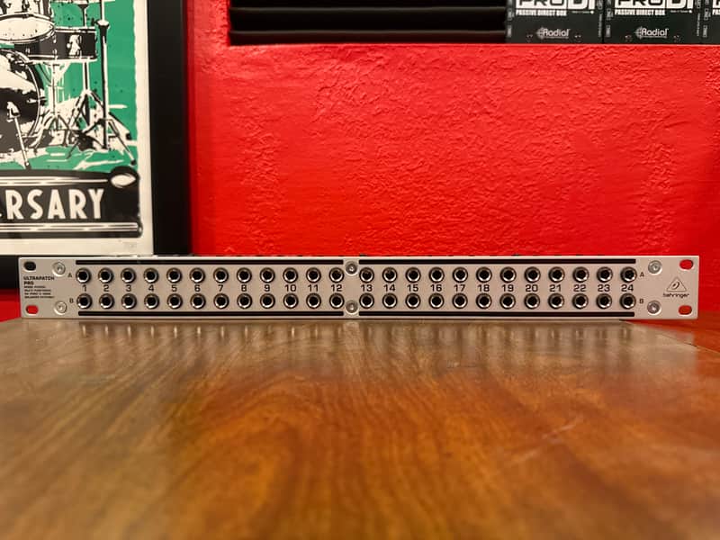 Behringer Ultrapatch Pro PX3000 48-Point TRS Patchbay