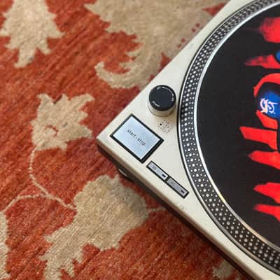 Technics SL-1200 MK2 Quartz Direct Drive DJ Turntable image 7
