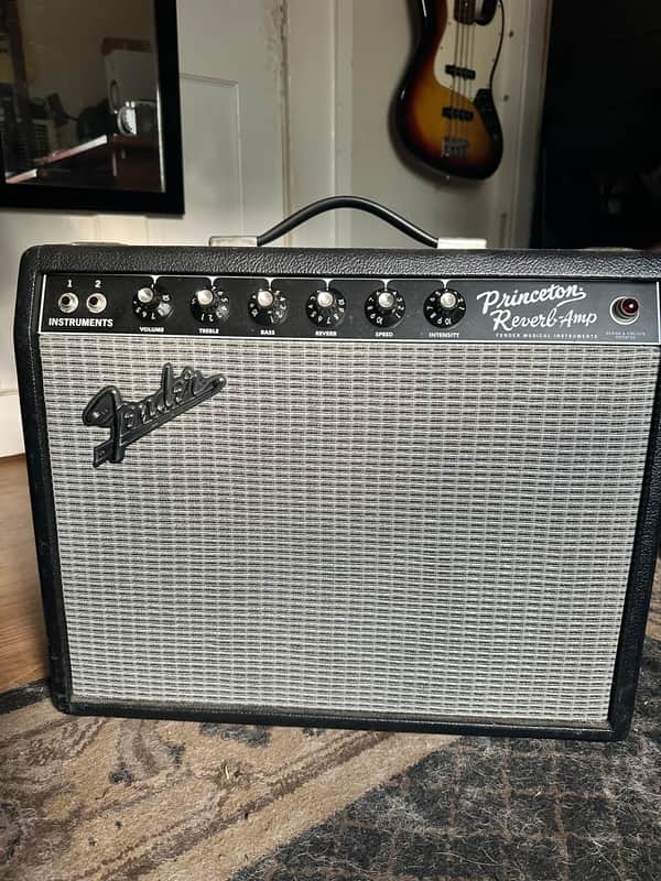 Fender '65 Princeton Reverb Reissue 15-Watt 1x10" Guitar Combo 2008 - Present - Black image 1