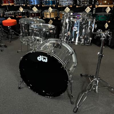 Chad Smith's DW Collector's Acrylic 13/16/18/24" Drum Set Kit with Matching 14" Snare image 2