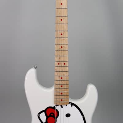 Squier Limited Edition Hello Kitty Stratocaster White image 3