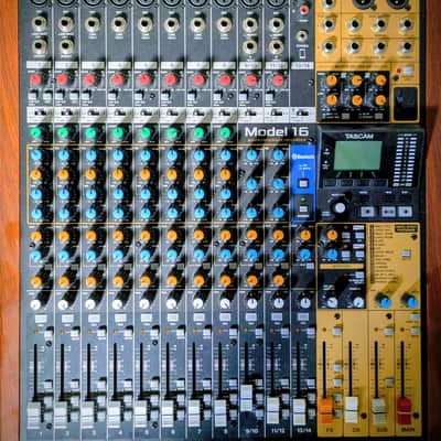 TASCAM Model 16 Multitrack Recorder / Mixer / Audio Interface 2019 - Present Black with Wood Cheeks image 1