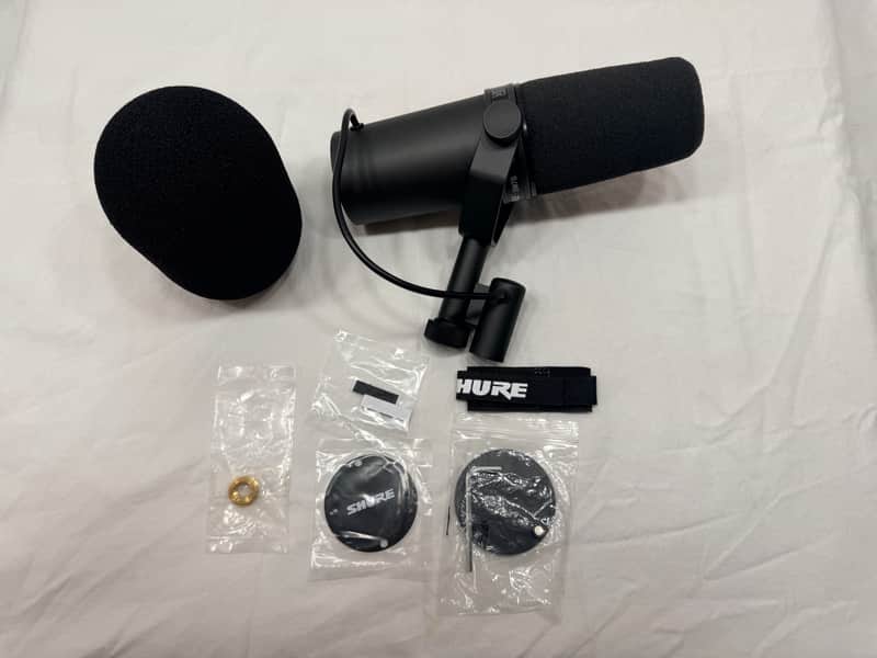 Shure SM7B Cardioid Dynamic Microphone 2001 - Present - Black