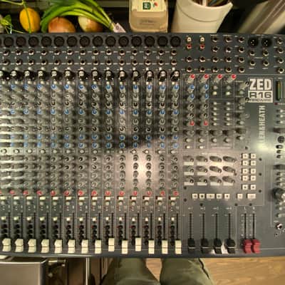 Allen & Heath ZED-R16 16-Channel Firewire Recording Mixer | Reverb