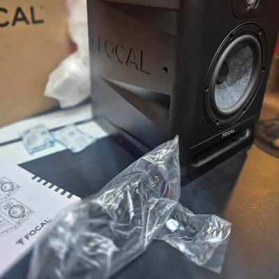 Focal Alpha 65 Evo Powered Studio Monitor (Pair) image 6