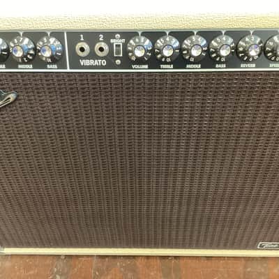 Fender Tone Master Twin Reverb 2-Channel 85-Watt 2x12" Digital Guitar Combo 2020 - Present - Blonde image 2
