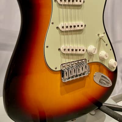 Fender Custom Shop 1964 Stratocaster Anniversary Closet Classic Relic Sunburst, Josefina Campos Pickups, 2013 C S Build image 4