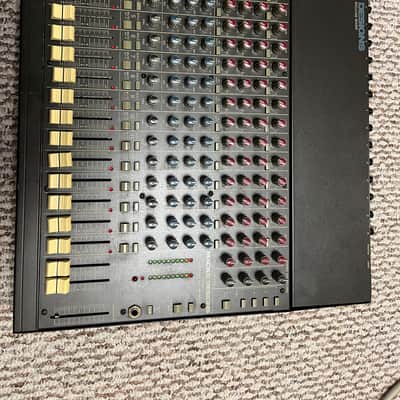 Mackie CR1604 16-Channel Mic / Line Mixer 1990s - Dark Gray image 14