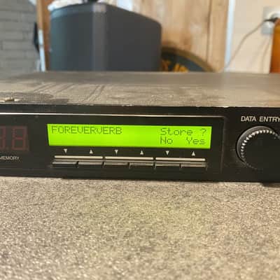 Yamaha SPX990 Professional Multi-Effect Processor 1990s - Black image 3