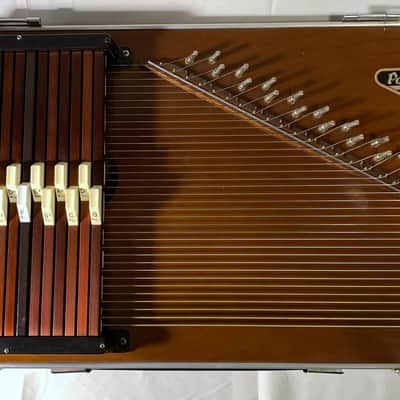 70/80's Rhythm Band 'PortAharp' 15-Chord Attache Case Autoharp image 2