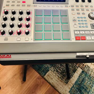 Immagine Akai MPC Renaissance Groove Production Studio 2012 - 2019 - Grey - 2
