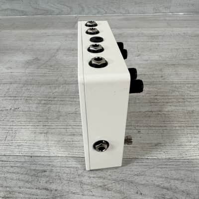 KMA Machines Tyler - Frequency Splitter Pedal image 3