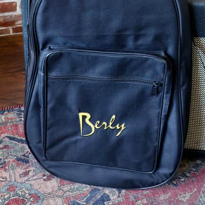 Berly S - Metallic Green. NEW (Authorized Dealer) image 9