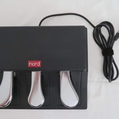 Nord Triple Pedal - TP1 - Black image 3