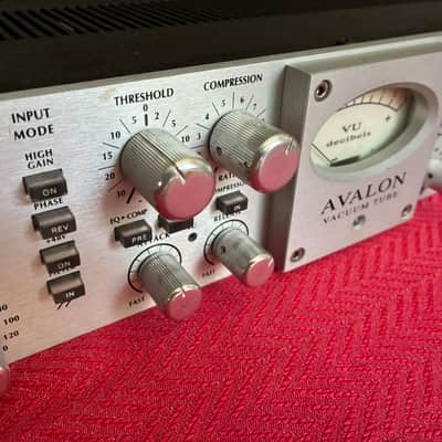 Avalon VT-737sp Tube Channel Strip 2010s - Silver image 3