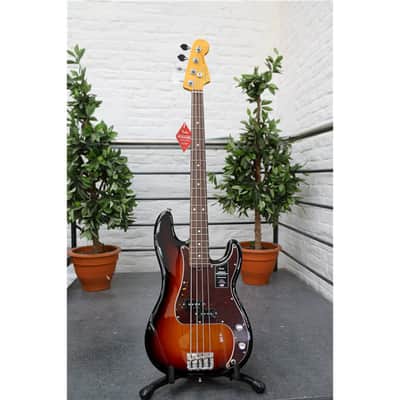 FENDER American Pro II Precision Bass RW 3TSB image 2