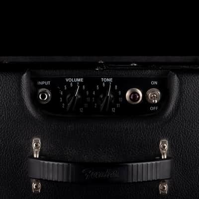 Pre Owned Fender Pro Junior III Black Guitar Amp Combo image 9