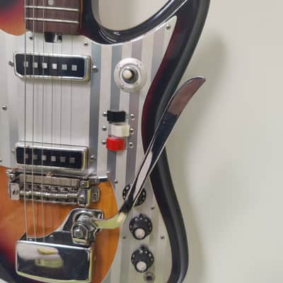 Teisco ET 230 Sharkfin 1967 Sunburst finish Excellent condition image 3