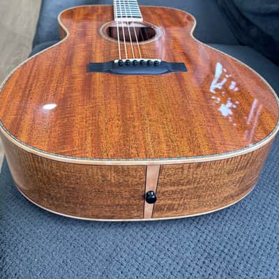 Martin Custom Shop 000-14 Fret – Fiddleback Mahogany – Mint, Original Owner 2016 - Fiddleback Mahogany image 11