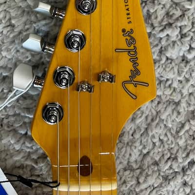Mint Fender Nile Rodgers Hitmaker Stratocaster, Maple Fingerboard, Olympic White image 3