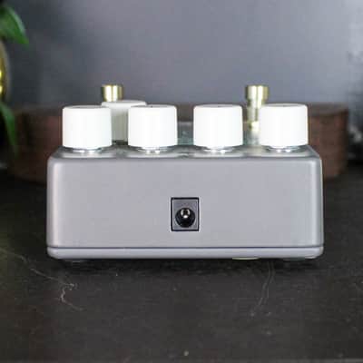Preowned EHX Bass Mono Synth Pedal w/ Box & Power Supply image 2