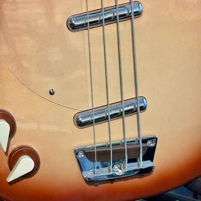 Danelectro Long Horn 58 Bass LEFTY ZURDO ( Super Limited) W/ Foam Case Copper Burst image 8