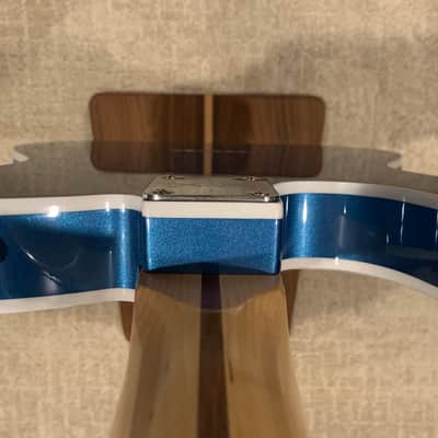 Fender Telecaster Lake Placid Blue with double binding image 10