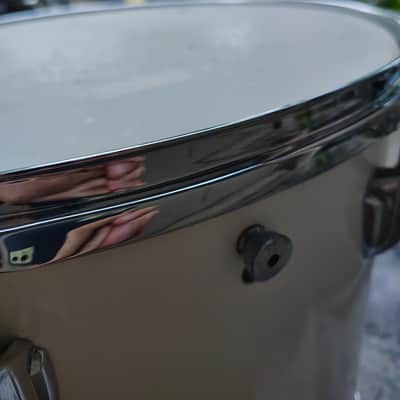 Premier 18"(Diameter)x16"(Depth) Floor Tom 1970's - White Wrap image 9
