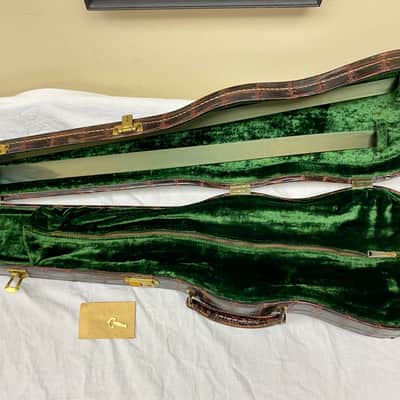 Lifton Faux Alligator Leather Shaped 4/4 Violin Case image 2