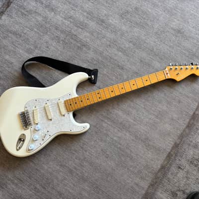 Fender Partscaster 2020's - white image 1